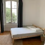 Apartment Spacieux Et Lumineux Place Delille