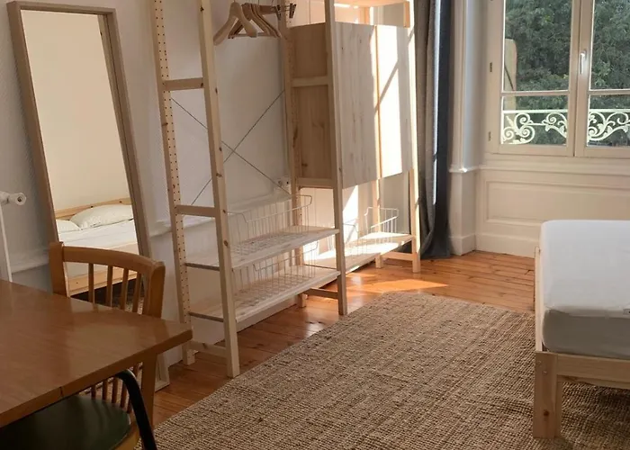 Apartamento Spacieux Et Lumineux Place Delille